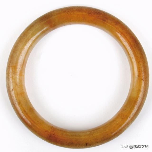 黄翡翠手镯的价格黄翡翠值钱吗-第3张图片-翡翠网 黄翡翠手镯的价格黄翡翠值钱吗-第3张图片-翡翠网