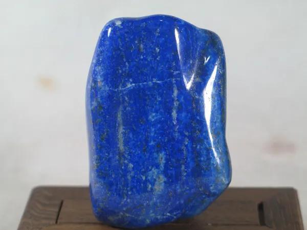 淡绿翡翠手镯价格,青金石翡翠价格-第7张图片-翡翠网 淡绿翡翠手镯价格,青金石翡翠价格-第7张图片-翡翠网