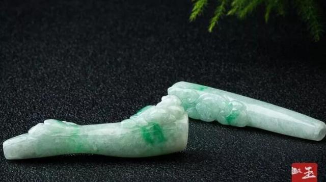 豆糯种翡翠手镯多少钱翡翠手镯豆种-第7张图片-翡翠网 豆糯种翡翠手镯多少钱翡翠手镯豆种-第7张图片-翡翠网