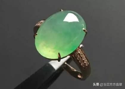 乳白色不透明的玉手镯,不透明翡翠手镯好不好-第2张图片-翡翠网 乳白色不透明的玉手镯,不透明翡翠手镯好不好-第2张图片-翡翠网