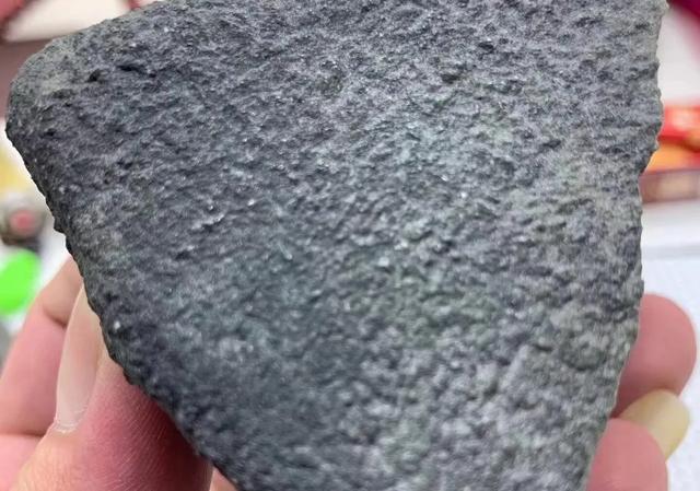 翡翠脱沙知识点翡翠人工脱沙-第4张图片-翡翠网 翡翠脱沙知识点翡翠人工脱沙-第4张图片-翡翠网