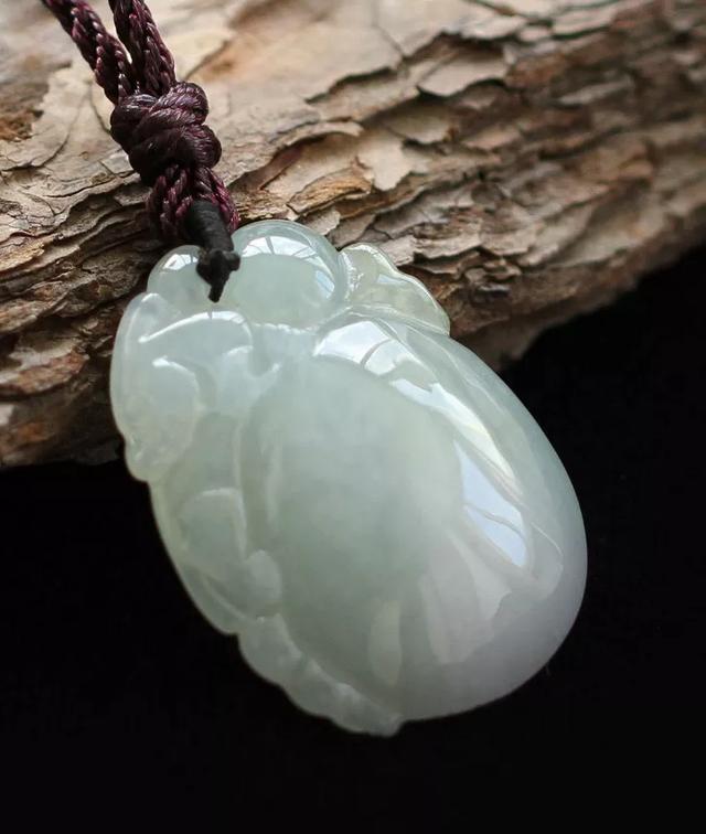 不透明的玉有价值吗翡翠手镯无色不透明-第6张图片-翡翠网 不透明的玉有价值吗翡翠手镯无色不透明-第6张图片-翡翠网