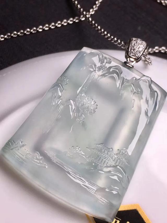 翡翠原石价格缅甸买翡翠原石还是买成品好-第2张图片-翡翠网 翡翠原石价格缅甸买翡翠原石还是买成品好-第2张图片-翡翠网