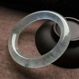 上等的翡翠手镯图片上等翡翠手镯多少钱-第5张图片-翡翠网