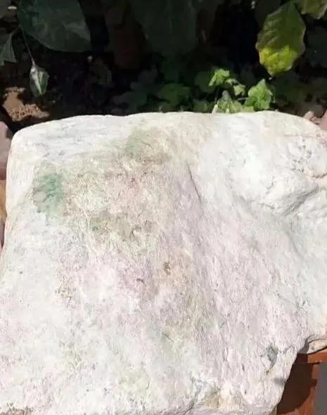 糯种翡翠手镯,冰花翡翠手镯-第1张图片-翡翠网 糯种翡翠手镯,冰花翡翠手镯-第1张图片-翡翠网