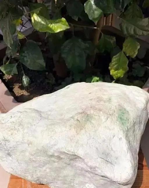 糯种翡翠手镯,冰花翡翠手镯-第2张图片-翡翠网 糯种翡翠手镯,冰花翡翠手镯-第2张图片-翡翠网