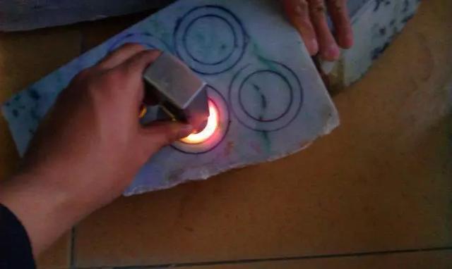 翡翠手镯毛料编织翡翠镯子报价-第2张图片-翡翠网