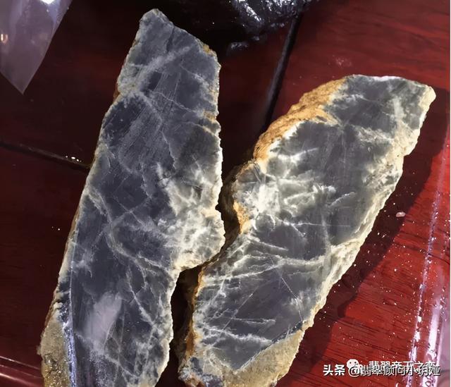 翡翠原石裂纹很多,翡翠原石的裂和纹-第4张图片-翡翠网 翡翠原石裂纹很多,翡翠原石的裂和纹-第4张图片-翡翠网