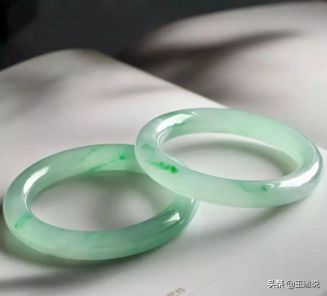 冰玻飘色翡翠原石图片,翡翠哪种最好-第10张图片-翡翠网 冰玻飘色翡翠原石图片,翡翠哪种最好-第10张图片-翡翠网