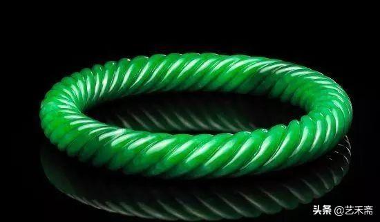 翡翠镯子的价位,翡翠手镯极品价格-第4张图片-翡翠网 翡翠镯子的价位,翡翠手镯极品价格-第4张图片-翡翠网