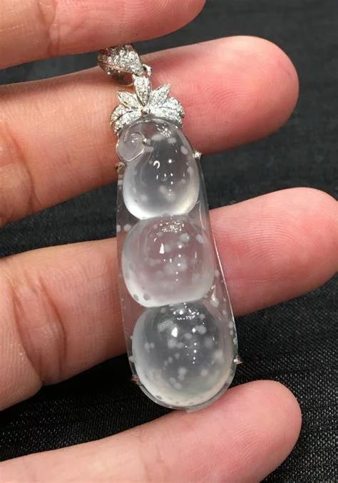 木那种翡翠的价格,木那翡翠手镯-第2张图片-翡翠网 木那种翡翠的价格,木那翡翠手镯-第2张图片-翡翠网