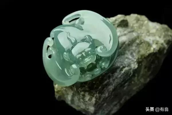 翡翠原石技巧,母亲节的翡翠知识-第4张图片-翡翠网 翡翠原石技巧,母亲节的翡翠知识-第4张图片-翡翠网