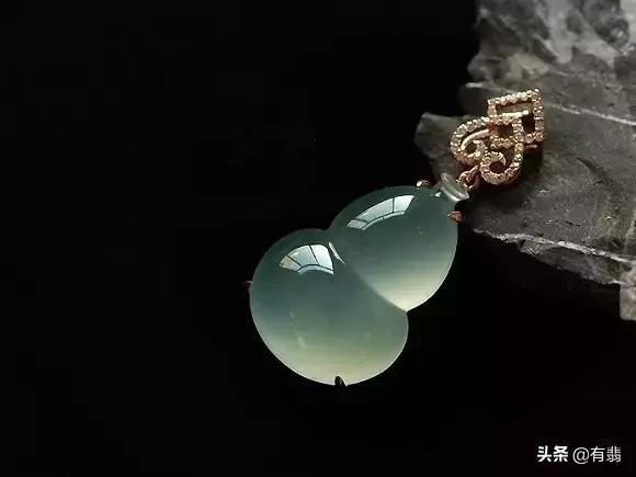 翡翠原石技巧,母亲节的翡翠知识-第5张图片-翡翠网 翡翠原石技巧,母亲节的翡翠知识-第5张图片-翡翠网