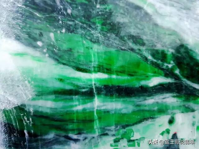 冰种翡翠原石,5吨翡翠原石图片大全-第3张图片-翡翠网 冰种翡翠原石,5吨翡翠原石图片大全-第3张图片-翡翠网