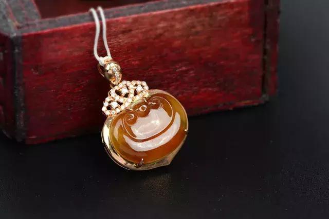 翡翠基本知识大全集老坑冰种翡翠值钱吗-第4张图片-翡翠网 翡翠基本知识大全集老坑冰种翡翠值钱吗-第4张图片-翡翠网