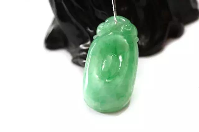 翡翠基本知识大全集老坑冰种翡翠值钱吗-第6张图片-翡翠网 翡翠基本知识大全集老坑冰种翡翠值钱吗-第6张图片-翡翠网