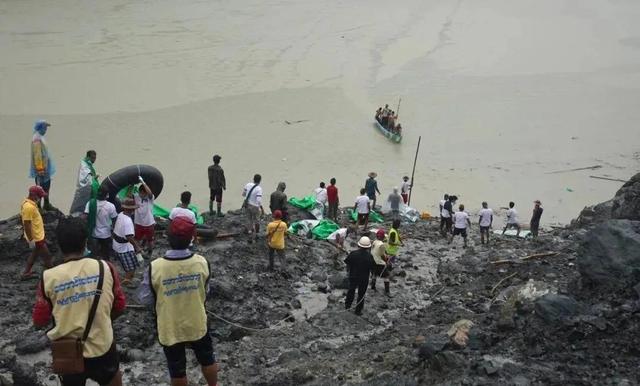 帕敢翡翠价格走势,翡翠近二十年价格走势-第4张图片-翡翠网 帕敢翡翠价格走势,翡翠近二十年价格走势-第4张图片-翡翠网