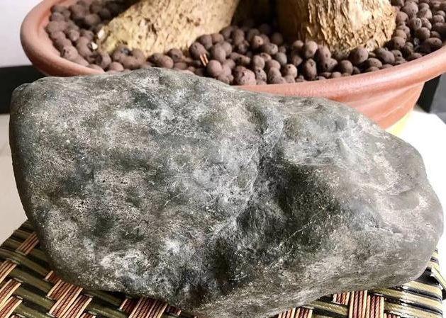 飘花翡翠手镯小视频,翡翠飘花值钱吗-第1张图片-翡翠网 飘花翡翠手镯小视频,翡翠飘花值钱吗-第1张图片-翡翠网