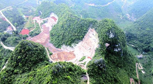 河池翡翠原石剥皮新手翡翠原石如何去皮-第1张图片-翡翠网 河池翡翠原石剥皮新手翡翠原石如何去皮-第1张图片-翡翠网