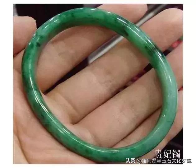 翡翠手镯销售专业知识怎样给顾客介绍翡翠手镯-第12张图片-翡翠网 翡翠手镯销售专业知识怎样给顾客介绍翡翠手镯-第12张图片-翡翠网