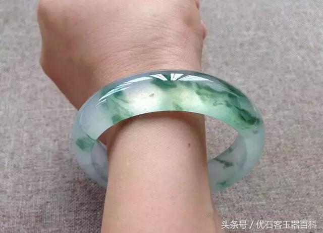 冰种翡翠为什么那么贵冰种翡翠图片和价格-第5张图片-翡翠网 冰种翡翠为什么那么贵冰种翡翠图片和价格-第5张图片-翡翠网