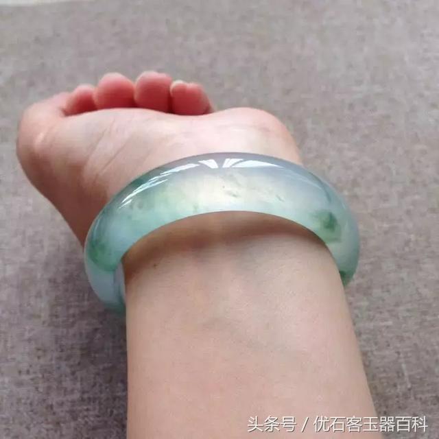 冰种翡翠为什么那么贵冰种翡翠图片和价格-第10张图片-翡翠网 冰种翡翠为什么那么贵冰种翡翠图片和价格-第10张图片-翡翠网