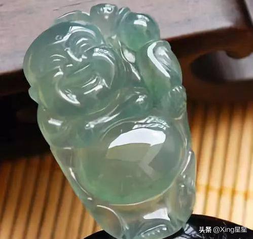 翡翠原石切出来肉是灰的翡翠原石切开底子灰-第2张图片-翡翠网 翡翠原石切出来肉是灰的翡翠原石切开底子灰-第2张图片-翡翠网