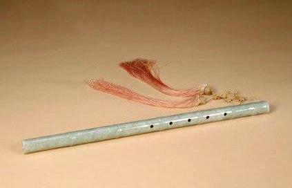 老玉镯的价格图片,古翡翠图片及价格-第4张图片-翡翠网 老玉镯的价格图片,古翡翠图片及价格-第4张图片-翡翠网