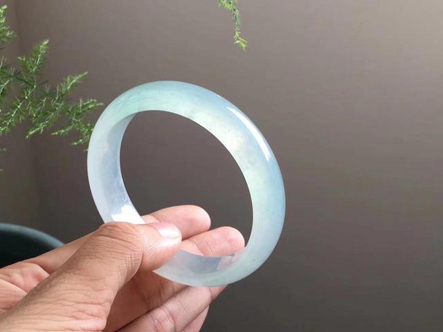 翡翠手镯合格证上面没有标什么货翡翠手镯到什么部门复检-第4张图片-翡翠网 翡翠手镯合格证上面没有标什么货翡翠手镯到什么部门复检-第4张图片-翡翠网