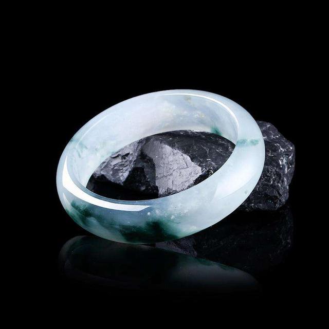 翡翠手镯合格证上面没有标什么货翡翠手镯到什么部门复检-第6张图片-翡翠网 翡翠手镯合格证上面没有标什么货翡翠手镯到什么部门复检-第6张图片-翡翠网