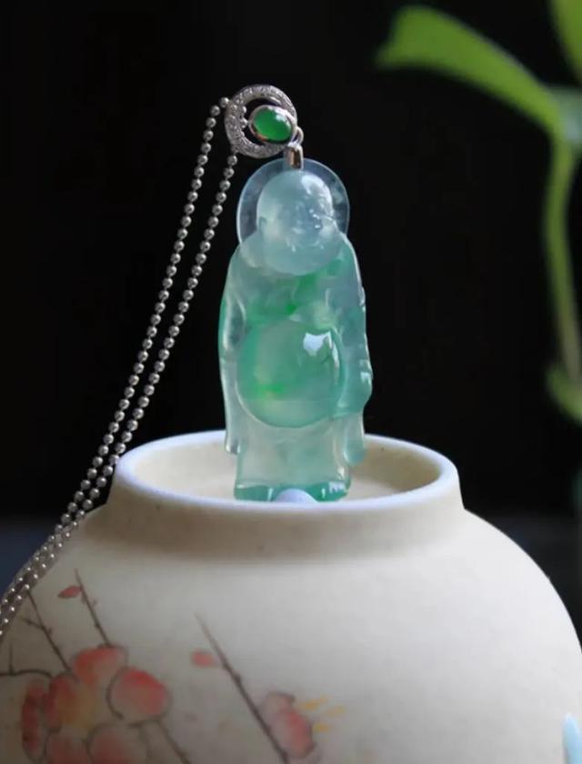 最贵的戈壁玛瑙石图片金丝种翡翠手镯价格-第10张图片-翡翠网 最贵的戈壁玛瑙石图片金丝种翡翠手镯价格-第10张图片-翡翠网