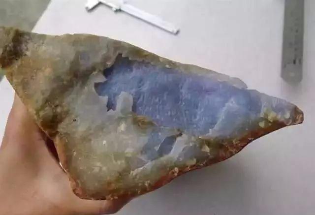 冰种紫色翡翠价格,茄子紫翡翠价格-第4张图片-翡翠网 冰种紫色翡翠价格,茄子紫翡翠价格-第4张图片-翡翠网