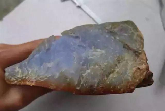 冰种紫色翡翠价格,茄子紫翡翠价格-第7张图片-翡翠网 冰种紫色翡翠价格,茄子紫翡翠价格-第7张图片-翡翠网