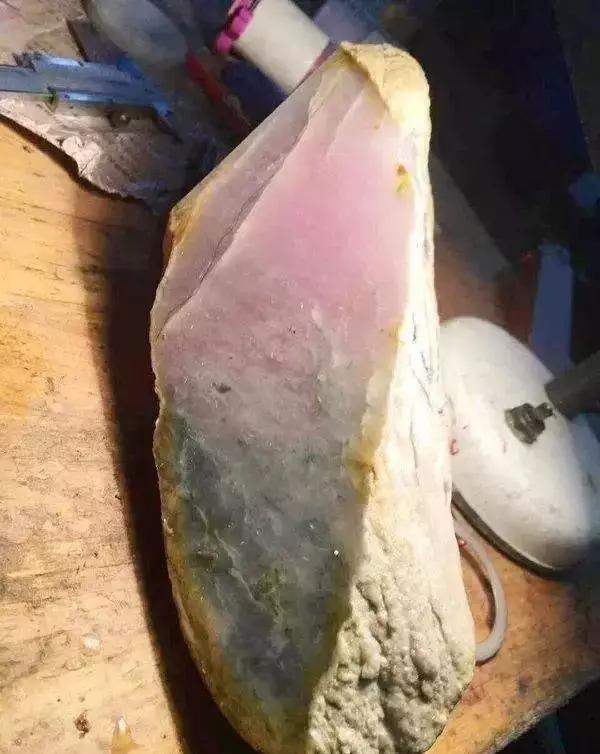 冰种紫色翡翠价格,茄子紫翡翠价格-第16张图片-翡翠网 冰种紫色翡翠价格,茄子紫翡翠价格-第16张图片-翡翠网