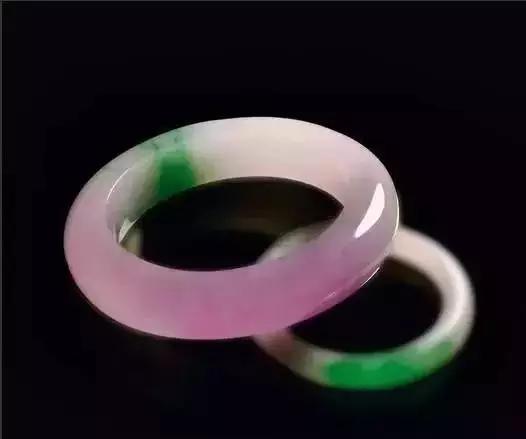 冰种紫色翡翠价格,茄子紫翡翠价格-第20张图片-翡翠网 冰种紫色翡翠价格,茄子紫翡翠价格-第20张图片-翡翠网