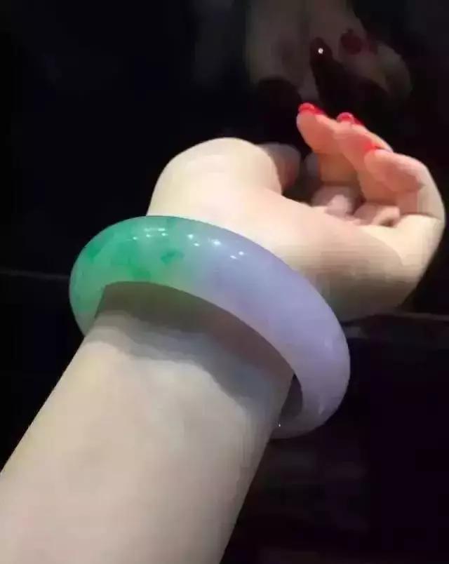 冰种紫色翡翠价格,茄子紫翡翠价格-第21张图片-翡翠网 冰种紫色翡翠价格,茄子紫翡翠价格-第21张图片-翡翠网