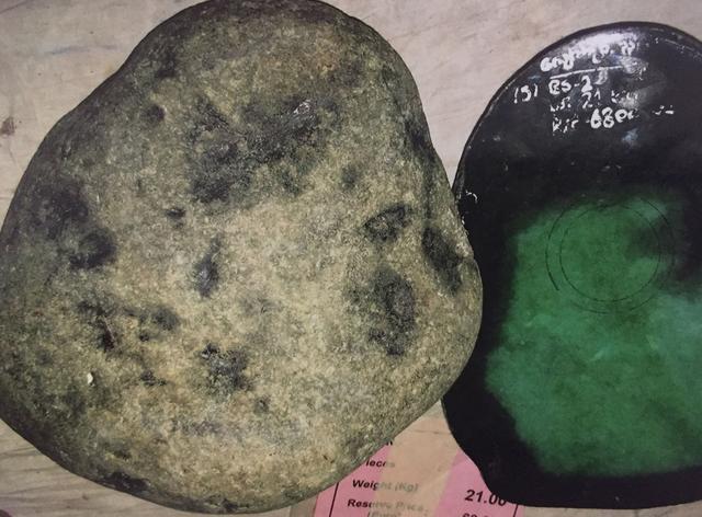 满身松花翡翠原石吉林翡翠原石上的松花-第4张图片-翡翠网