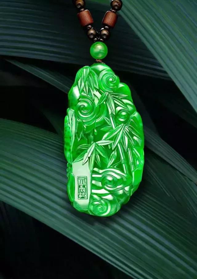 文山干青翡翠原石怎么抛光,翡翠原石表面-第7张图片-翡翠网