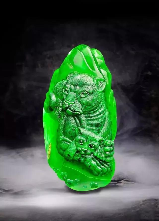 文山干青翡翠原石怎么抛光,翡翠原石表面-第8张图片-翡翠网