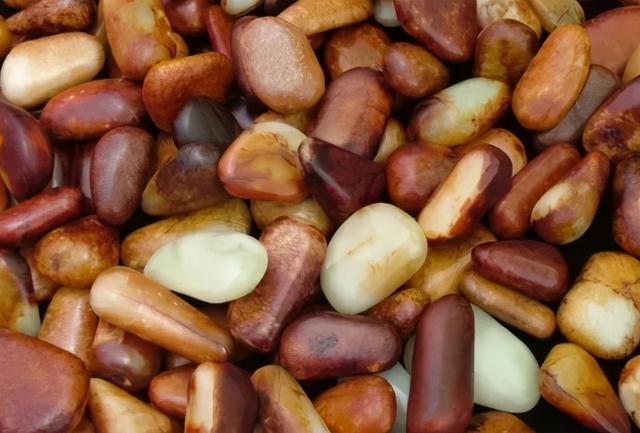 怎么切翡翠原石,翡翠原石毛孔处理-第1张图片-翡翠网