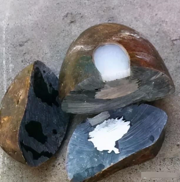 怎么切翡翠原石,翡翠原石毛孔处理-第3张图片-翡翠网