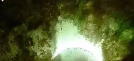 咋样看翡翠原石打灯的回光冰种翡翠原石打灯视频-第15张图片-翡翠网