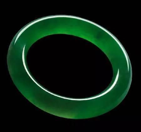 墨翠拍卖最高成交价翡翠拍卖最高价格-第9张图片-翡翠网