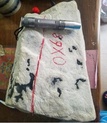 翡翠木那原石极品木那翡翠原石视频-第1张图片-翡翠网