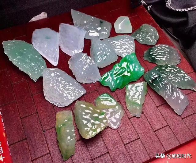 翡翠知识入门完整版翡翠人文知识-第9张图片-翡翠网 翡翠知识入门完整版翡翠人文知识-第9张图片-翡翠网