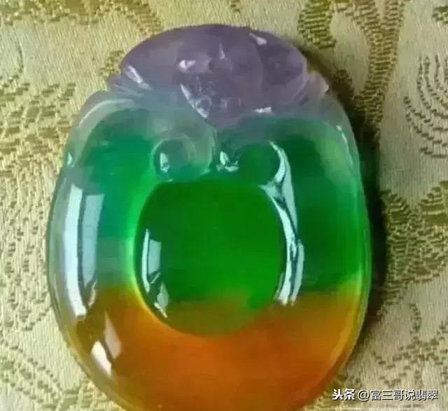 受沁翡翠手镯,五彩沁色翡翠价格-第7张图片-翡翠网 受沁翡翠手镯,五彩沁色翡翠价格-第7张图片-翡翠网