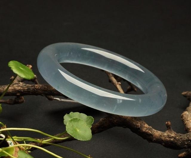 翡翠的品种分多少个种,翡翠颜色等级价格表-第1张图片-翡翠网