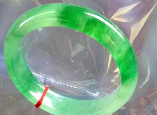 翡翠的品种分多少个种,翡翠颜色等级价格表-第6张图片-翡翠网