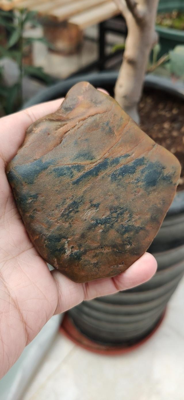 怎么看翡翠原石里有棉絮翡翠原石怎么看种-第8张图片-翡翠网 怎么看翡翠原石里有棉絮翡翠原石怎么看种-第8张图片-翡翠网