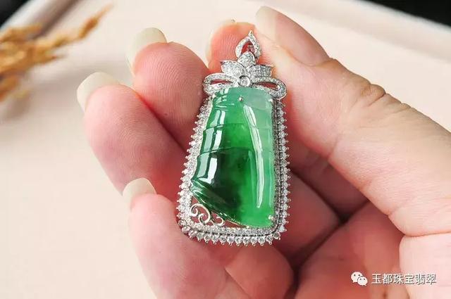 介绍翡翠的专业知识,翡翠专业知识翡翠的钢-第2张图片-翡翠网